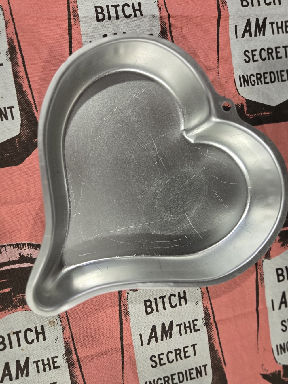 Wilton Heart-Shaped Aluminum Baking Pan